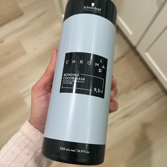 Schwarzkopf chroma ID bonding color mask - Picture 2 of 3